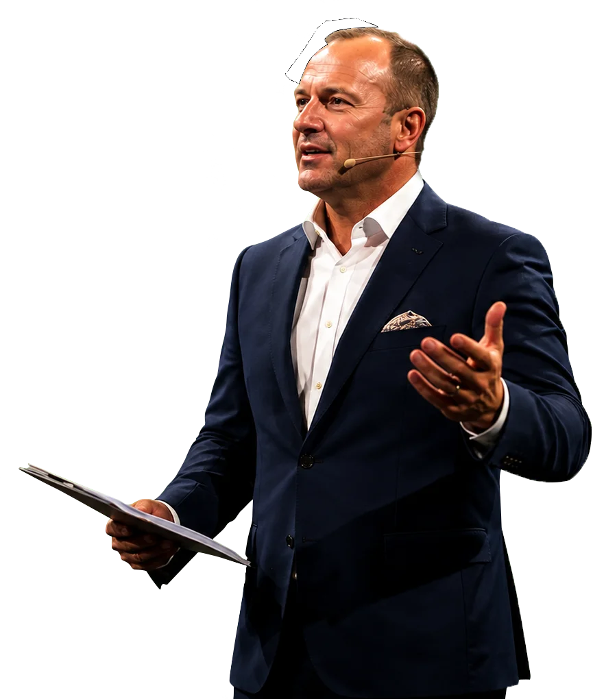 Rens Merkelbach geeft een presentatie op een hostingbeurs.
